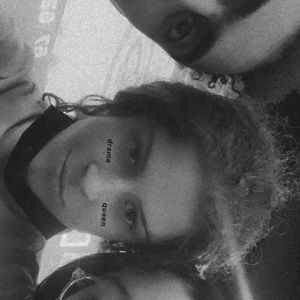 Meet your Posher, Hana